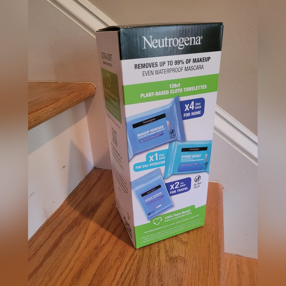 NEW Neutrogena Makeup Remover Towelettes 139 count